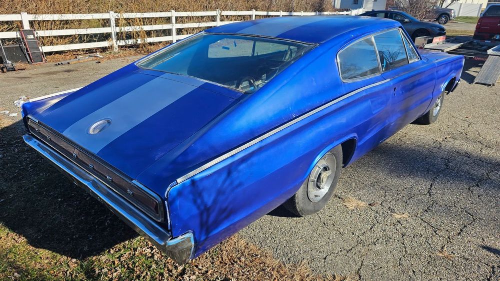 Dodge Charger 1966 Dodge Charger, V8, Mopar, projekt