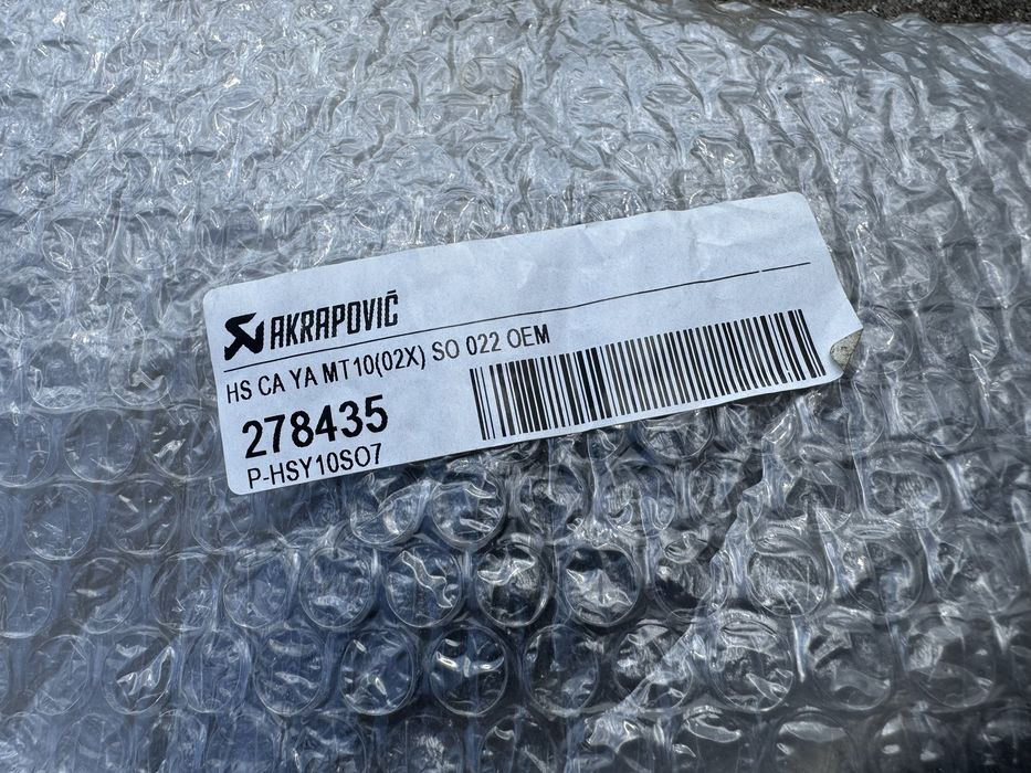 Osłona termiczna Acrapovic Carbon MT10 17-21