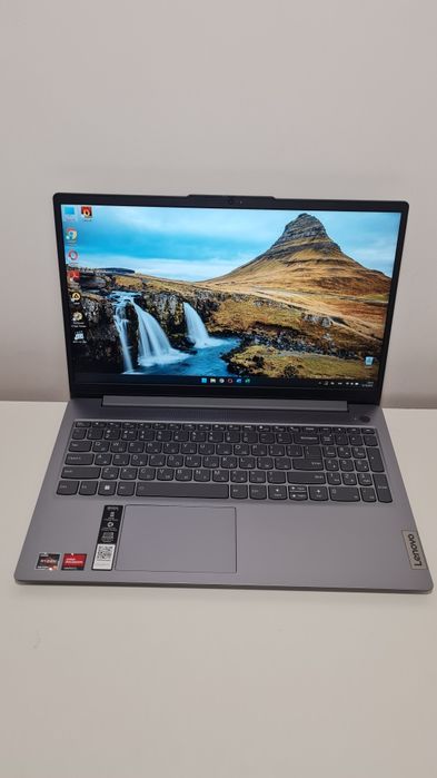 Ноутбук Lenovo Slim 3 15AMN8/15.6" FHD/Ryzen 5 7520u/8 GbRAM/512 GbSSD