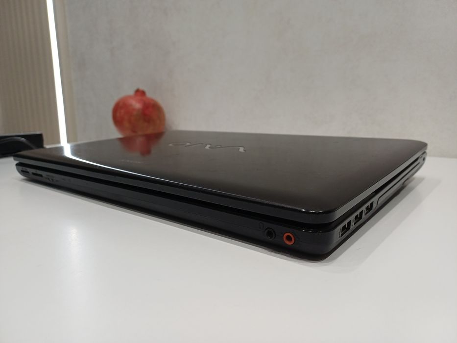 Ноутбук Sony Vaio PCG-71211V