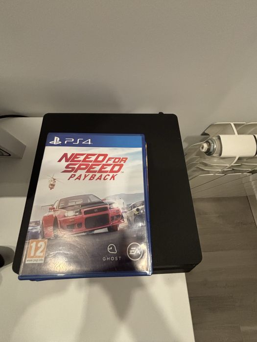 Ps4 usada mas em bom estado
