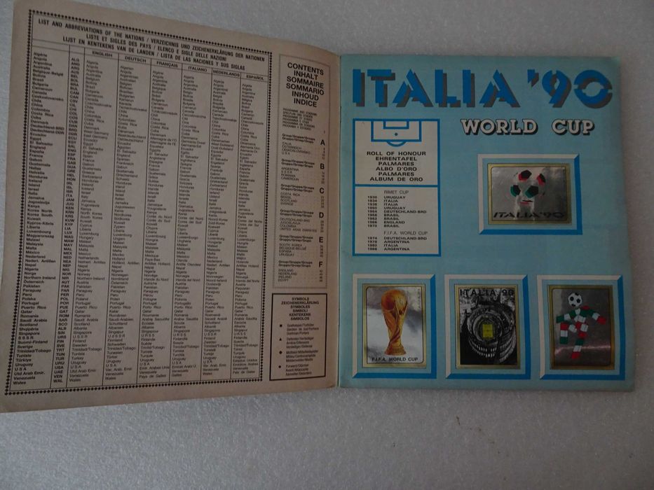 Caderneta de cromos Itália 90 - Panini (faltam 59 cromos)