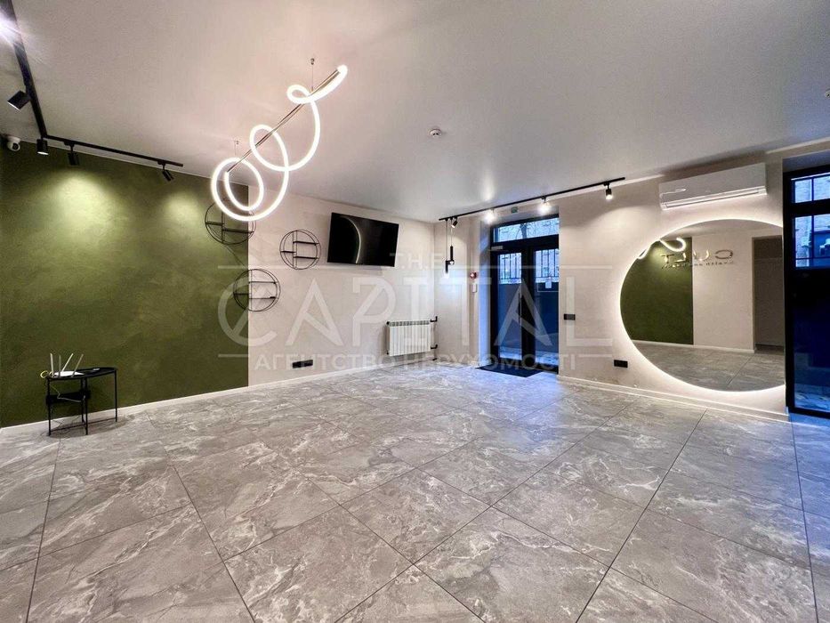 Продаж стильне комерційне приміщення на Печерську 72м2