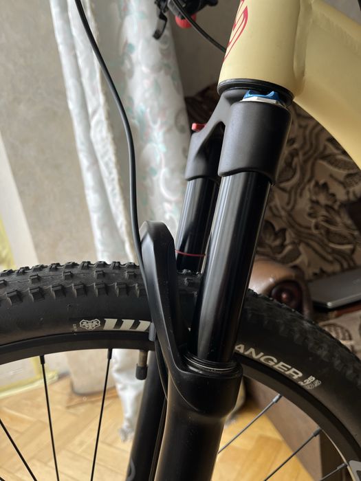 Гірський велосипед жіночий CYCLONE LLX 27,5"