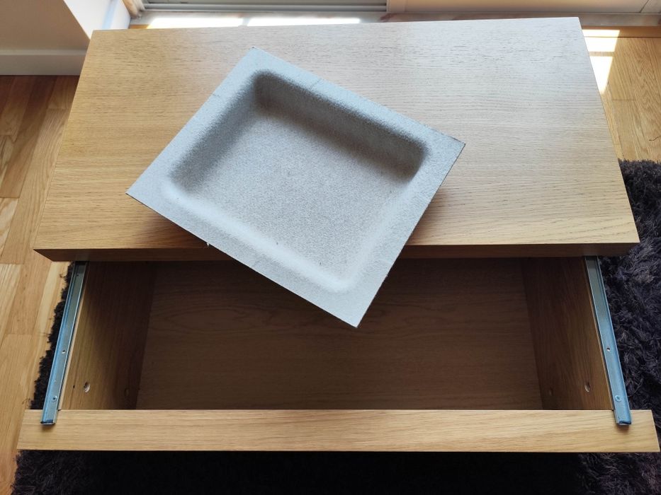 Baú IKEA MALM (1999) – Mesa de Centro com Arrumação