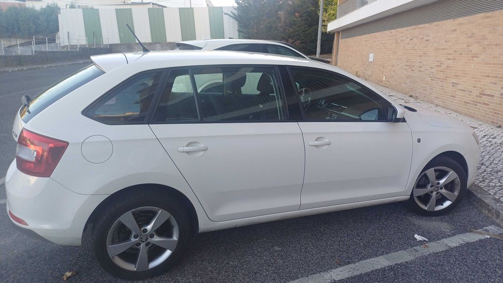 Skoda rapid spaceback 1.6 tdi