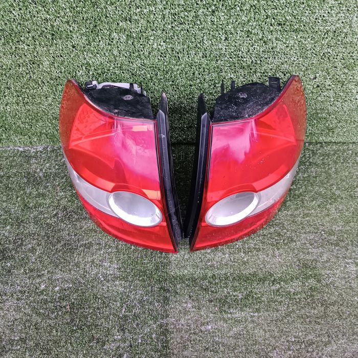 Задні стопи фонарі фари Фольксваген Фокс Volkswagen Fox