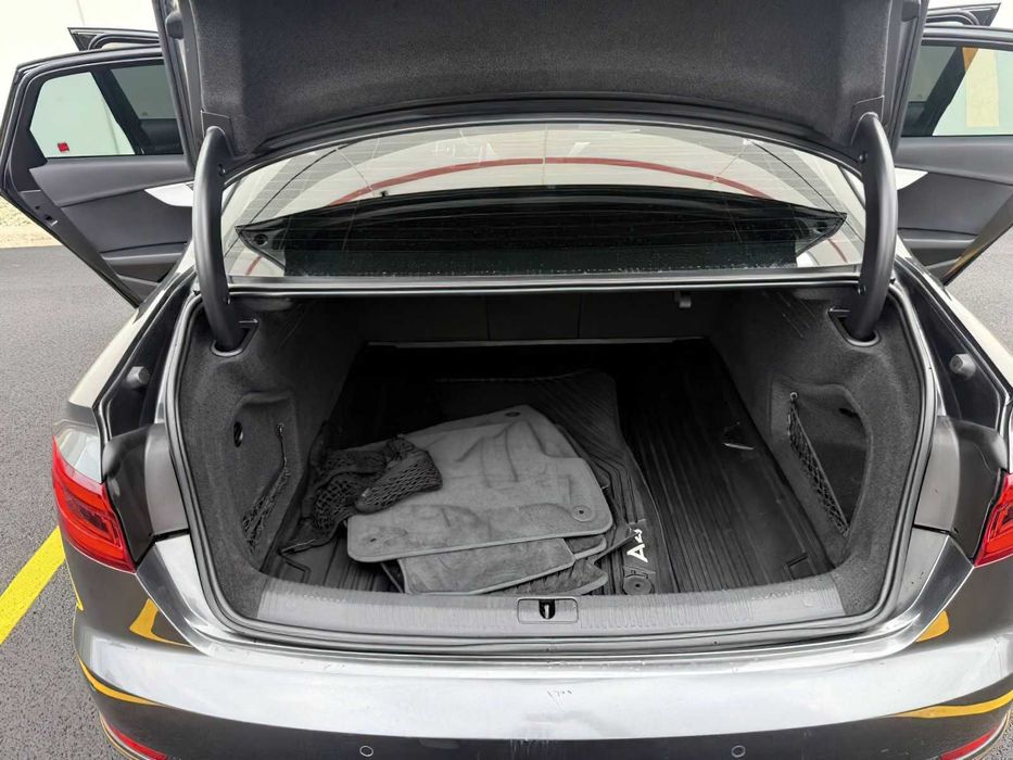 Audi A4      2018