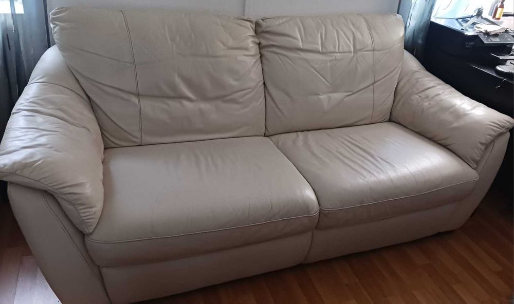 Sofá em pele(vitela)