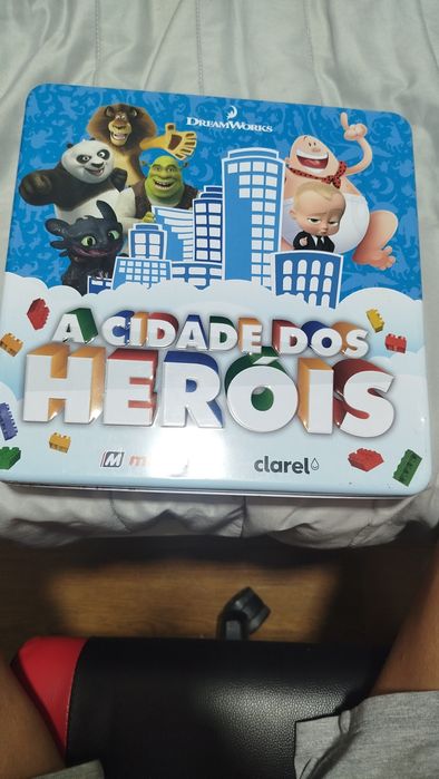 Coleção a Cidade Dos Heróis Conpleta