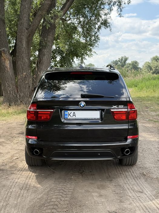 BMW X5 E70  3.0 2013 twin power turbo