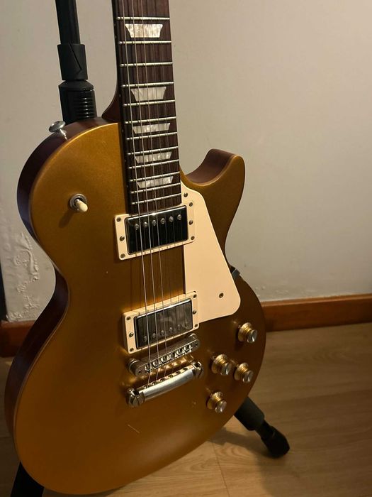 Guitarra Gibson Future Tribute Gold Top Les Paul