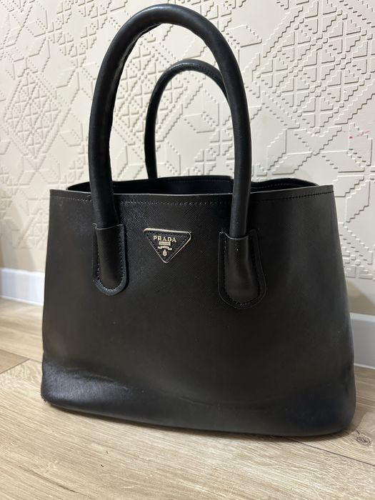 Сумка Prada чорна