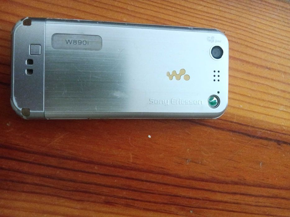 Telemóvel Sony Ericsson w890