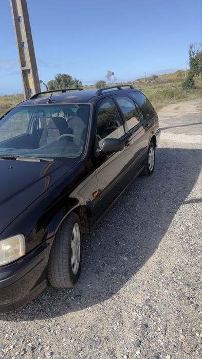 Civic 1.4 pra despachar parado a alguns anos, só leva o carro com transferência de proprietário