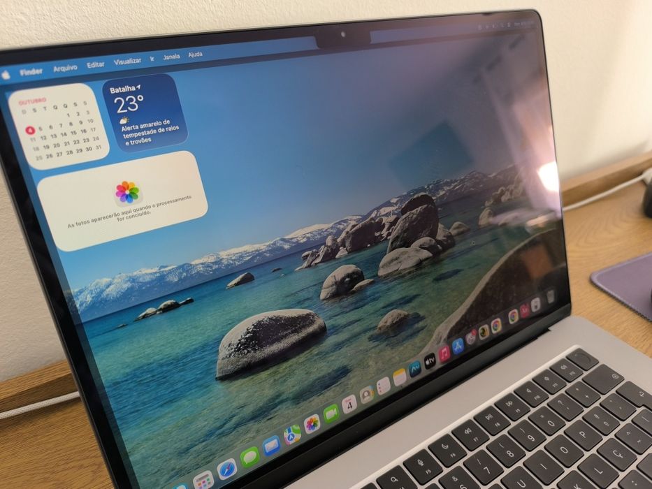 MacBook Air 15" M3 2024 | 8GB RAM | 256GB | Impecável