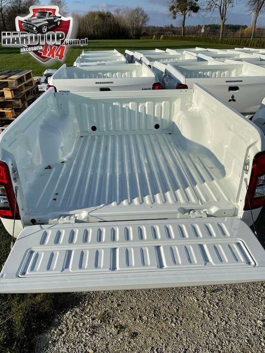 Nadwozie PAKA Mitsubishi L200 4x4 pickup skrzynia burta nowa 4 drzwi