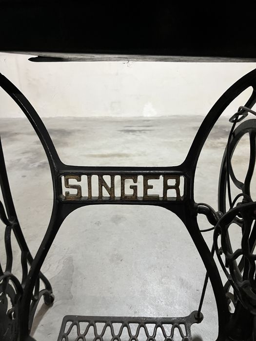 Máquina de costura antiga singer