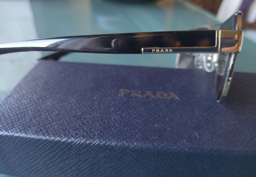 Óculos de Sol da Prada