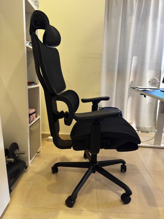 Cadeira de Escritório Ergonômica com Apoio para Os Pés