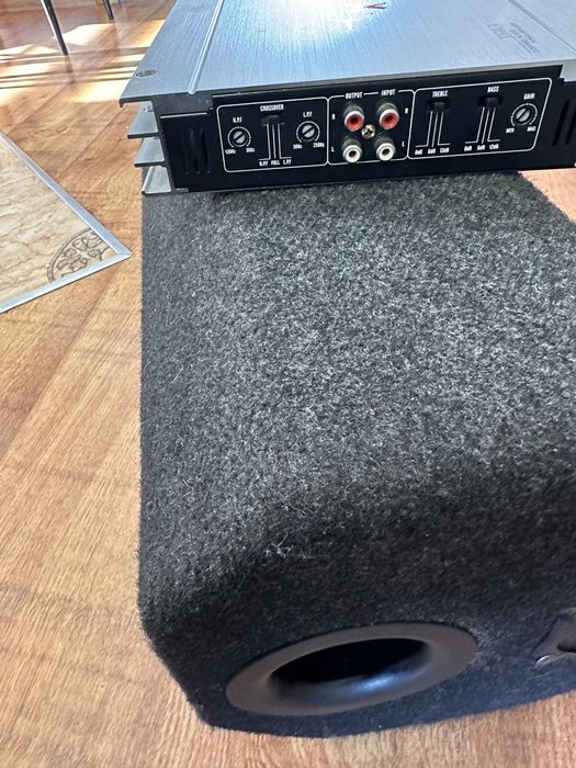 Sprzedaję subwoofer ze wzmacniaczem