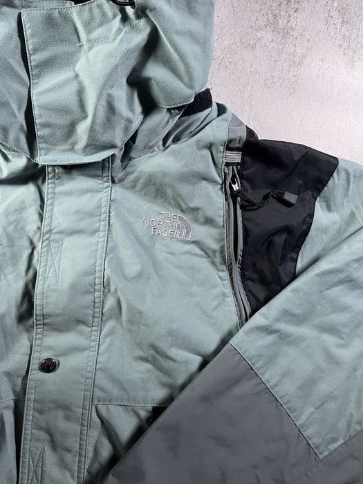 вінтажна вітровка TNF