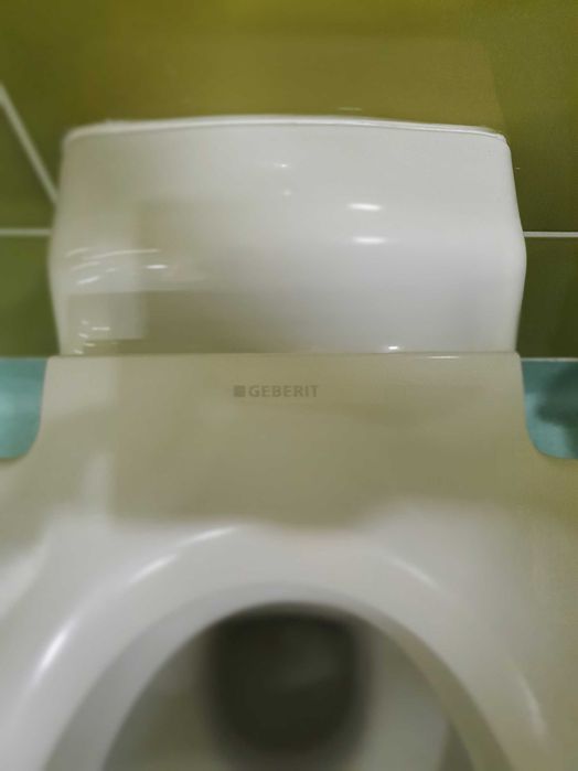 Sprzedam miski WC wiszące dla dzieci