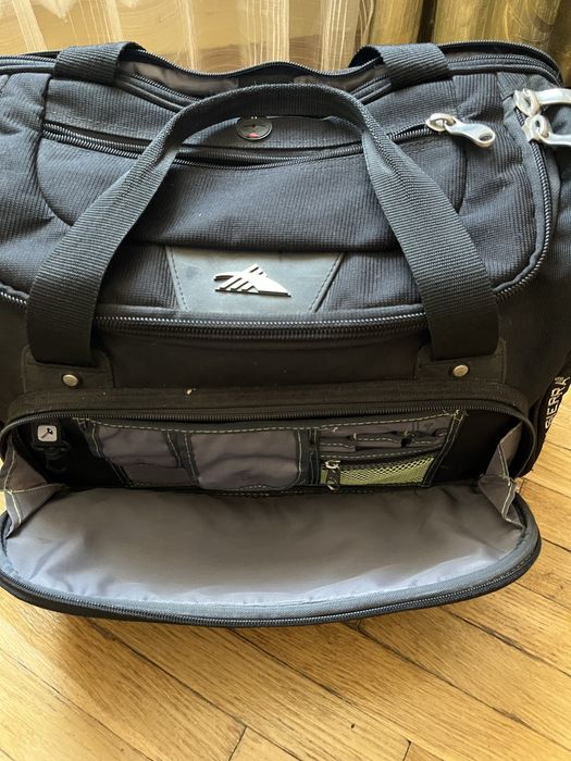 Дорожня сумка HIGH SIERRA ROAD