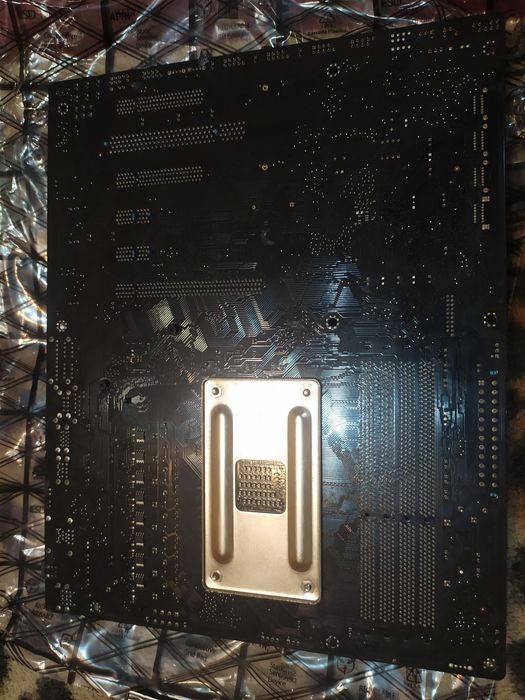 Комплект АМ3+материнка,проц,озу.