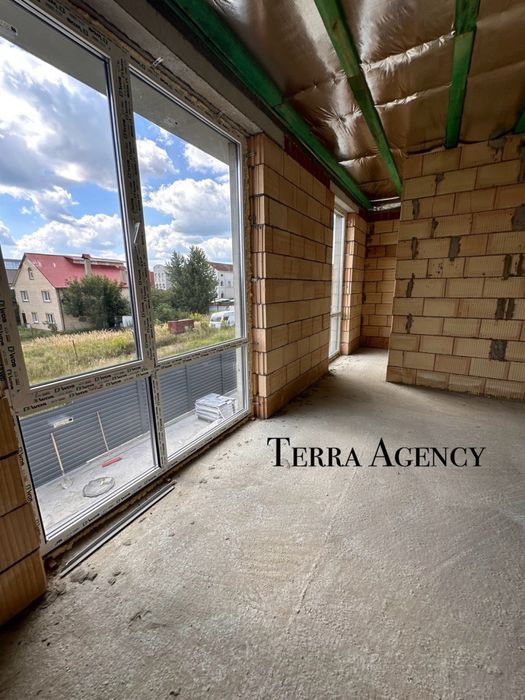 Дуплекс біля Аметист Мол/газ/4 кімнати/кухня вітальня/велика ділянка