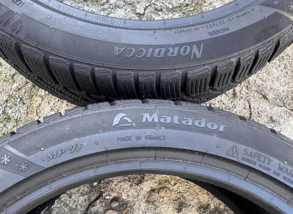 Opony zimowe 225 40 R18 Matador - Stan Idealny
