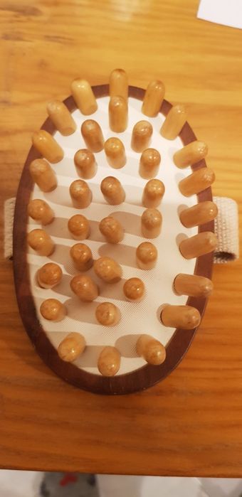 Escova massagem Natura - 5€