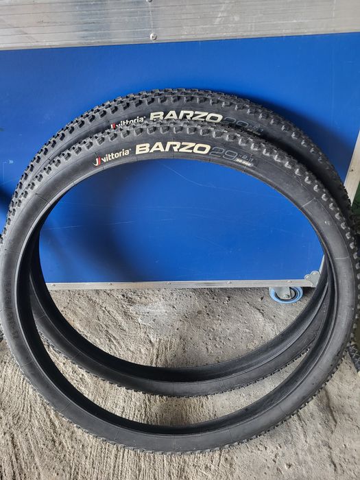 Peneus de bicicleta 29