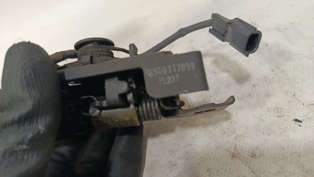 Fechadura / fecho capot RENAULT Clio IV Société