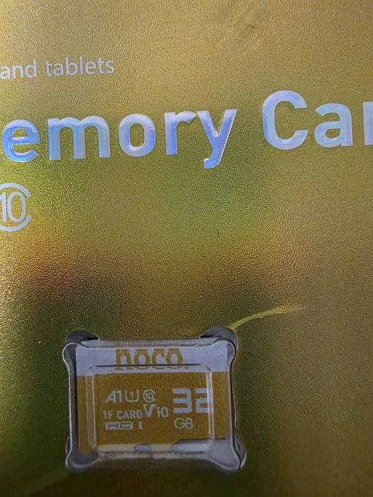 Продам флеш-карту (32 Гб)