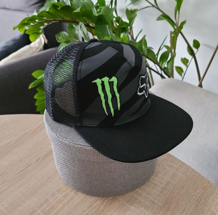 Czapka z daszkiem snapback FOX Monster.  Czapka z prostym daszkiem FOX Monster
