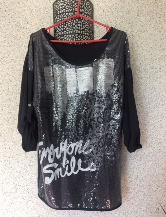 Італійська легка кофта, реглан  в паєтки 48-50 роз