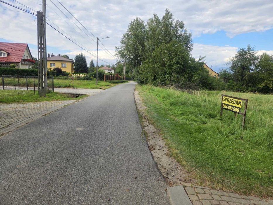 Działka budowlana 23 ary centrum Świlcza 2xWZ