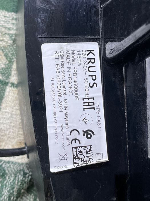 Кавоварка Крупс EA81 (под ремонт или на запчасти )