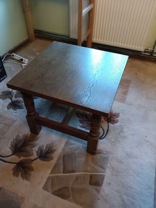 Holenderski stolik gazetowy, okleina dębowa