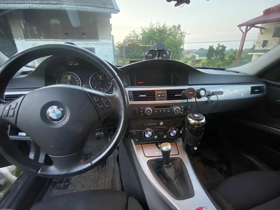 BMW 320L 320I 2.0