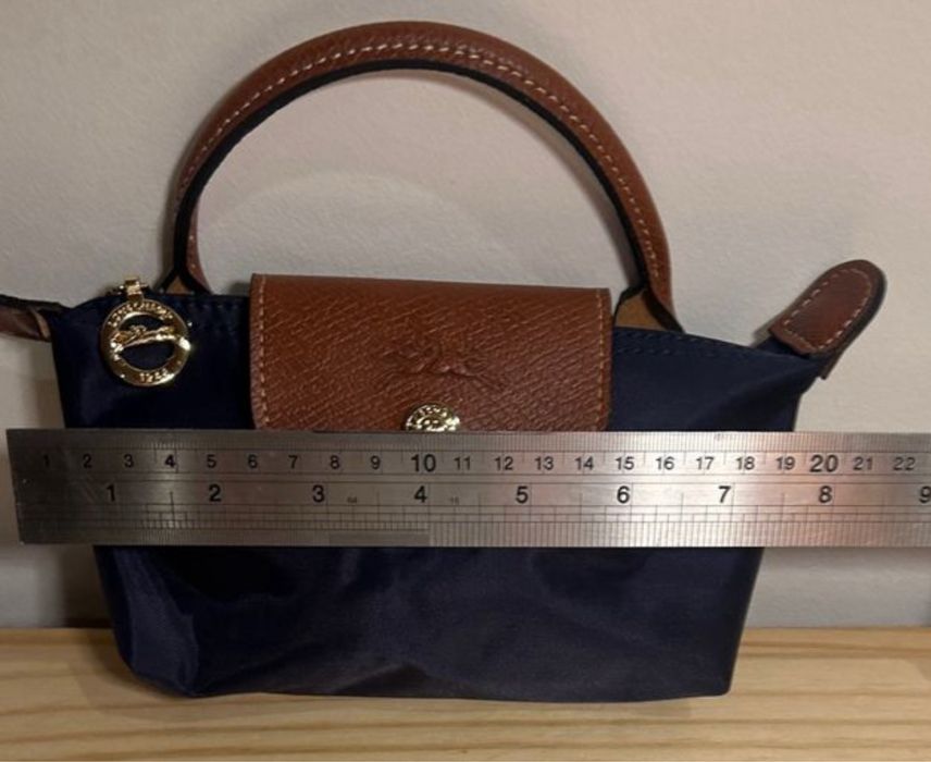 Malinha da Longchamp