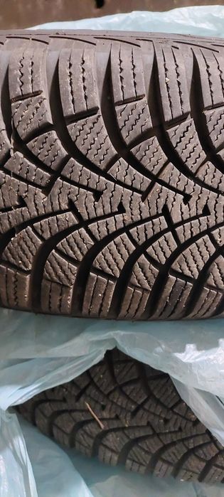 Opony zimowe 5x112 GoodYear+alufelgi Audi