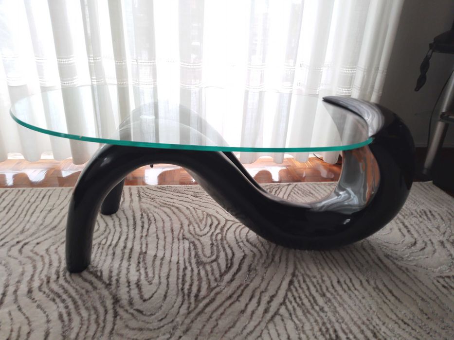 Mesa de centro/apoio usada com tampo em vidro