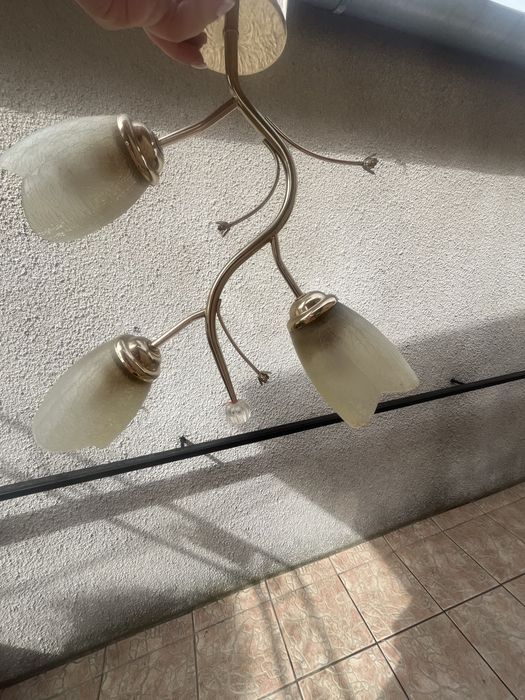 Люстра стельова з 3 плафонами