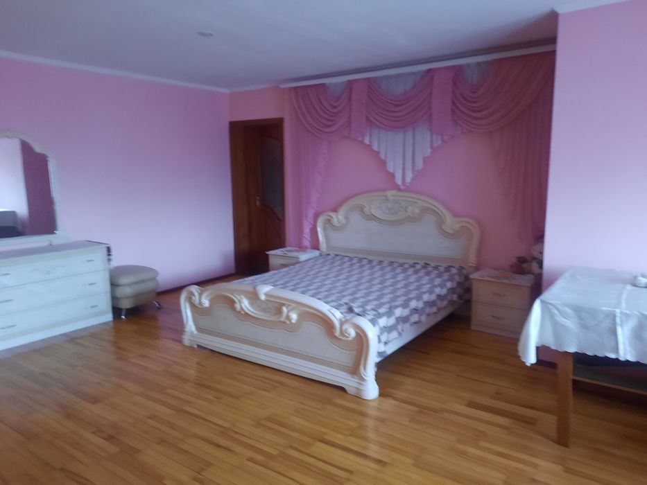 Сдам 1ком.кв.в частном доме (цена с ком.услугами).