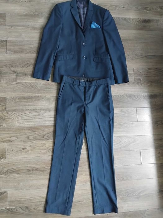 Garnitur męski rozmiar S/M 46/176