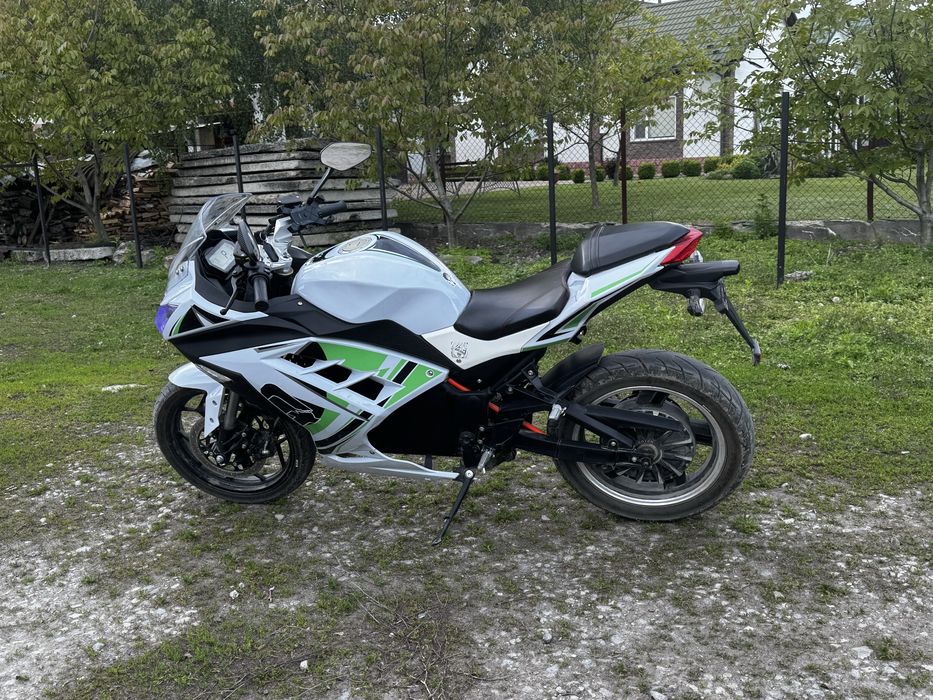 Електромотоцикл Like Bike Earth White