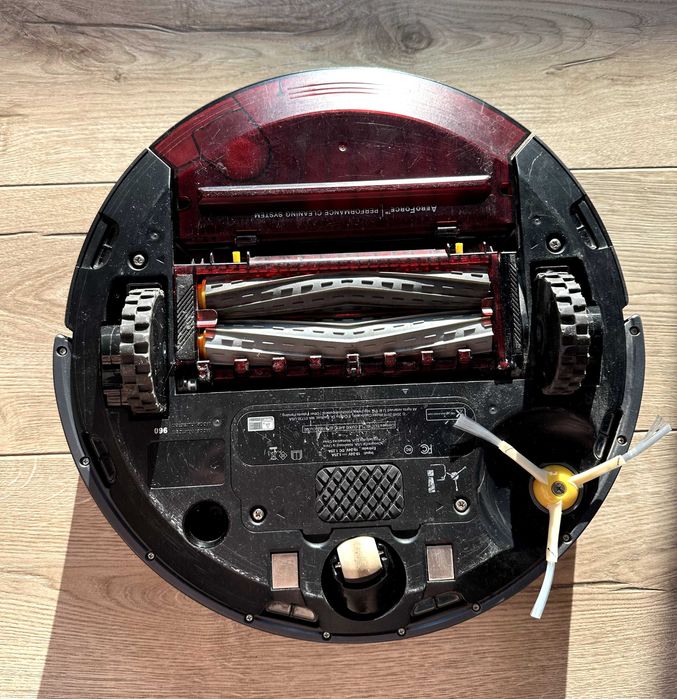 Робот-пилосос iRobot Roomba 960