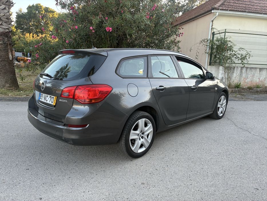 Opel Astra 1.3 CDti na